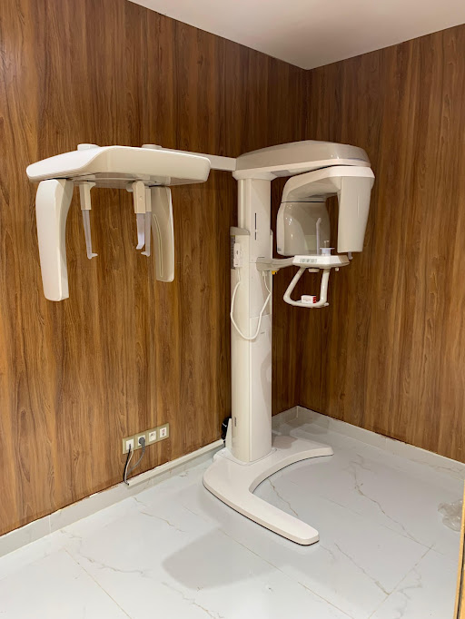 Al Banyahyati Dental Clinic | Dr. Imad Al Banyahyati - Dentiste Nador
